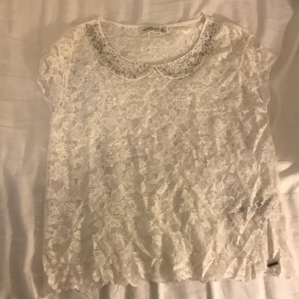 White lace shirt with collar